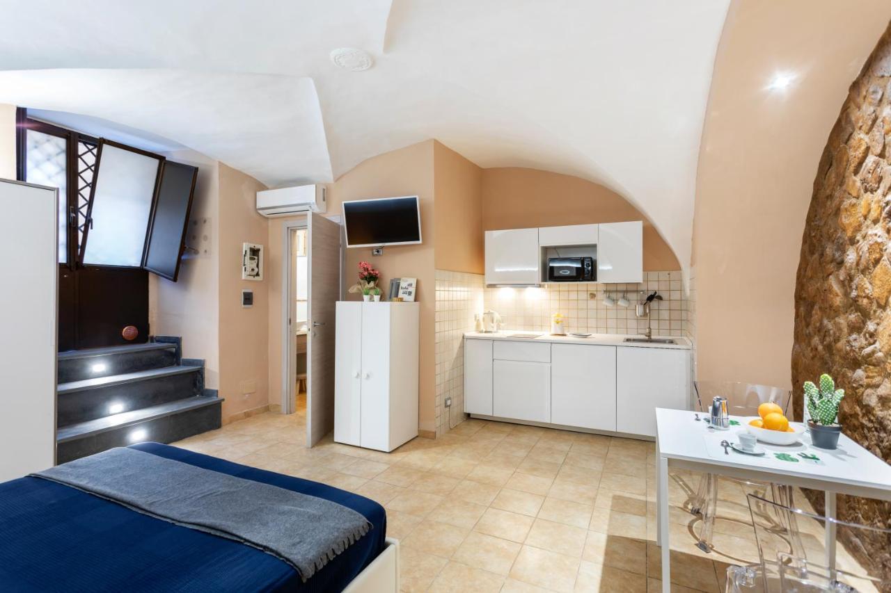Cerami Studio Flat Catania Bagian luar foto