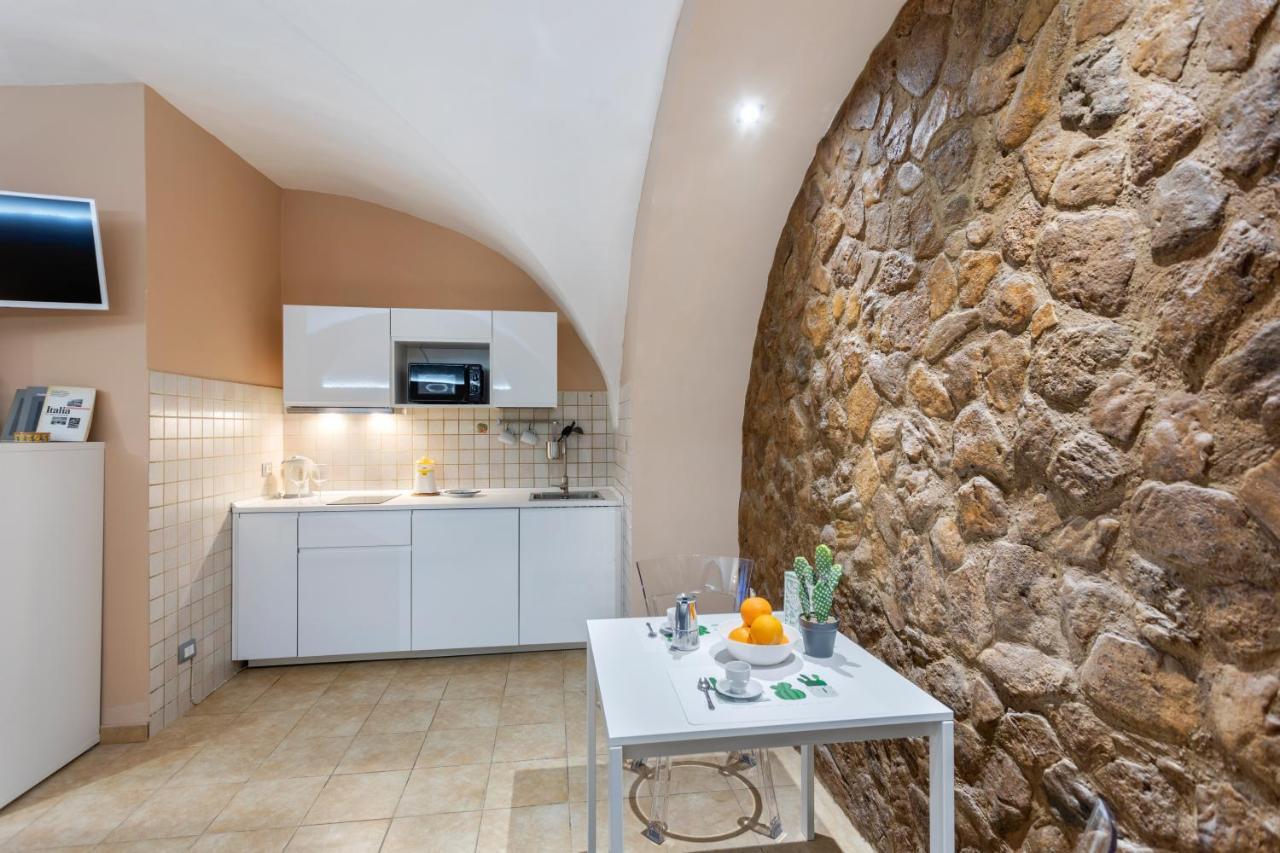 Cerami Studio Flat Catania Bagian luar foto