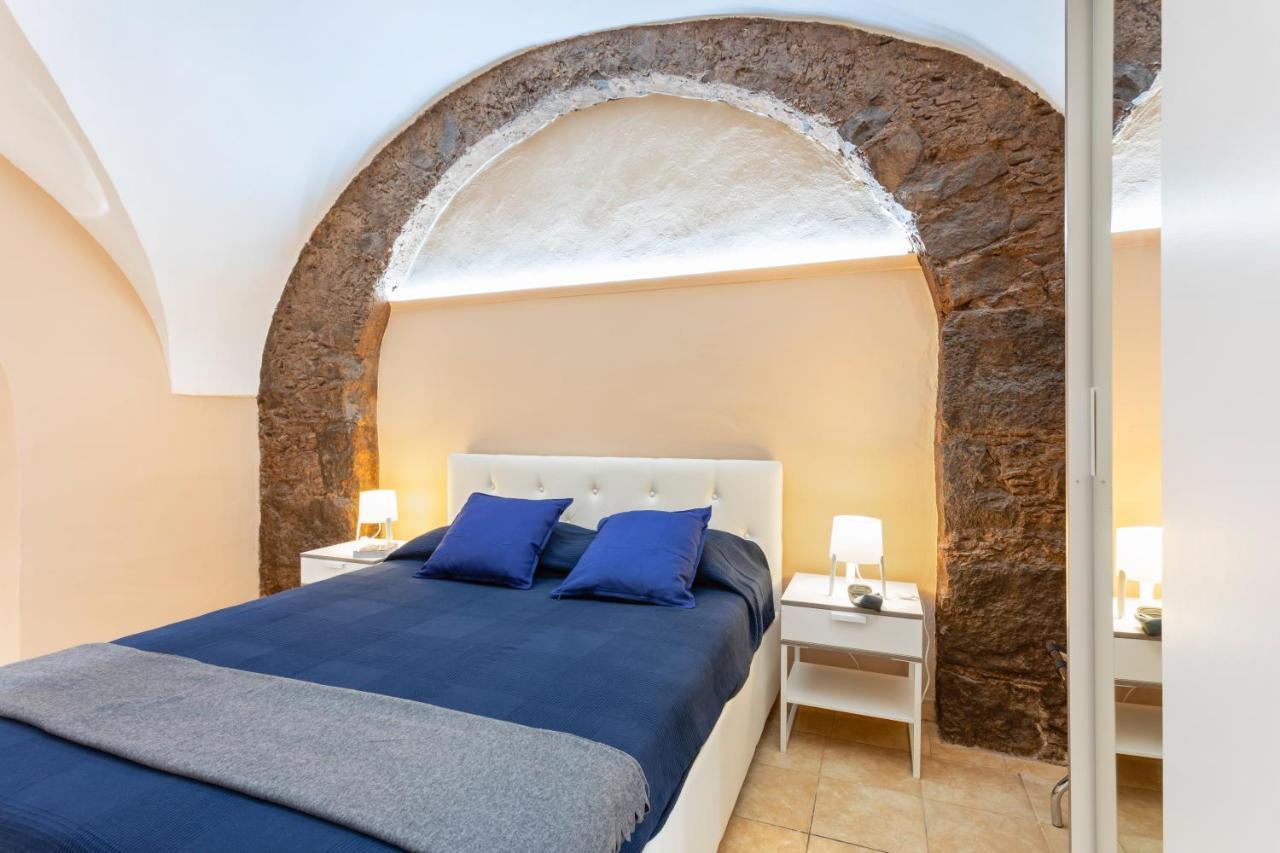 Cerami Studio Flat Catania Bagian luar foto